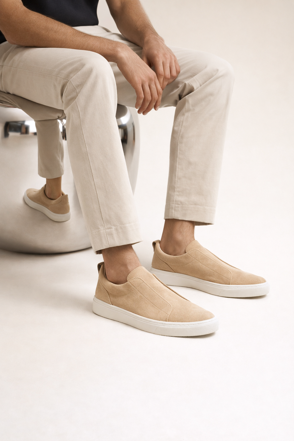 LeoMar V1 Suede Slip-On Beige