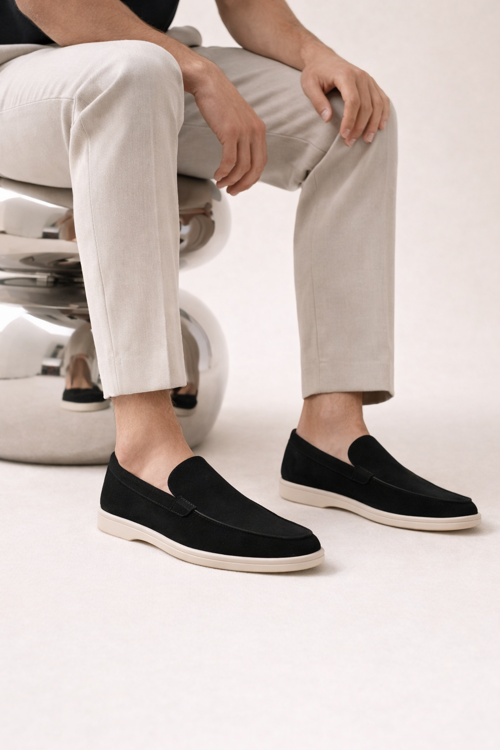 Leonis Suede Loafers Navy